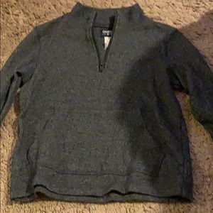 Long sleeve pull over